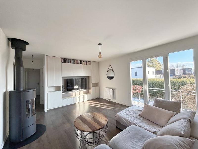 Maison - 121 m² - 5 pièces