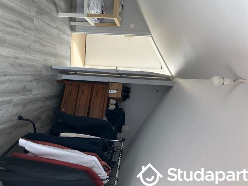 Chambre - 14 m² - 1 pièce