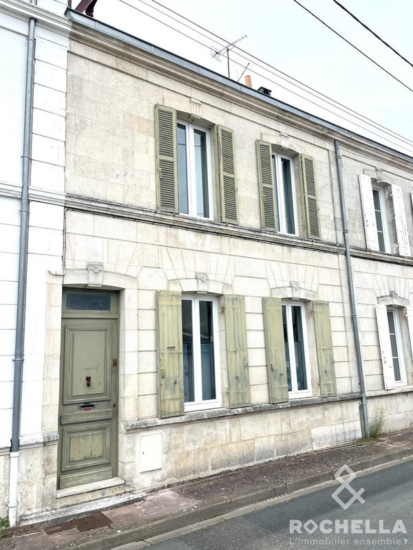 Maison - 150 m² - 4 pièces