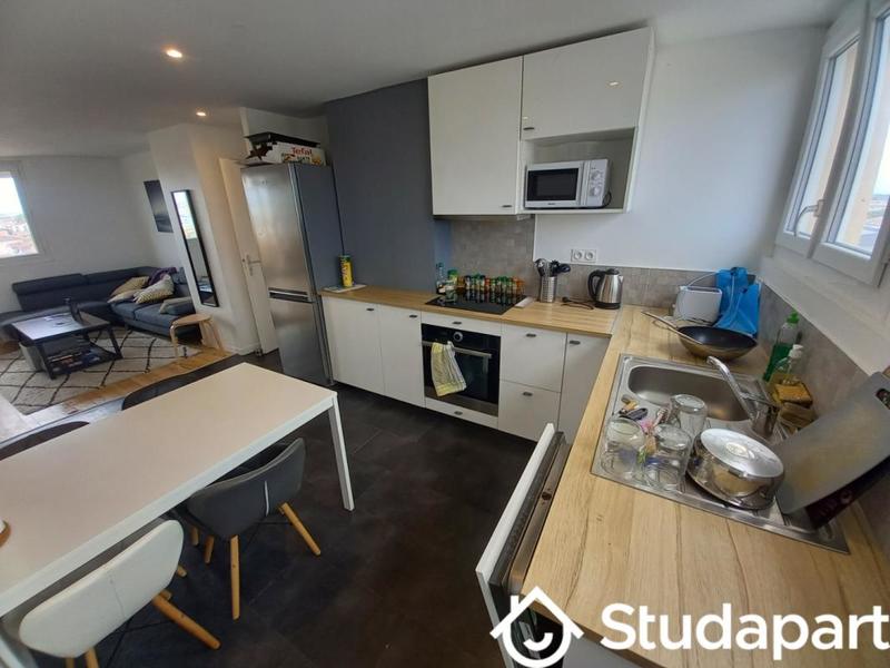 Chambre - 10 m² - 1 pièce