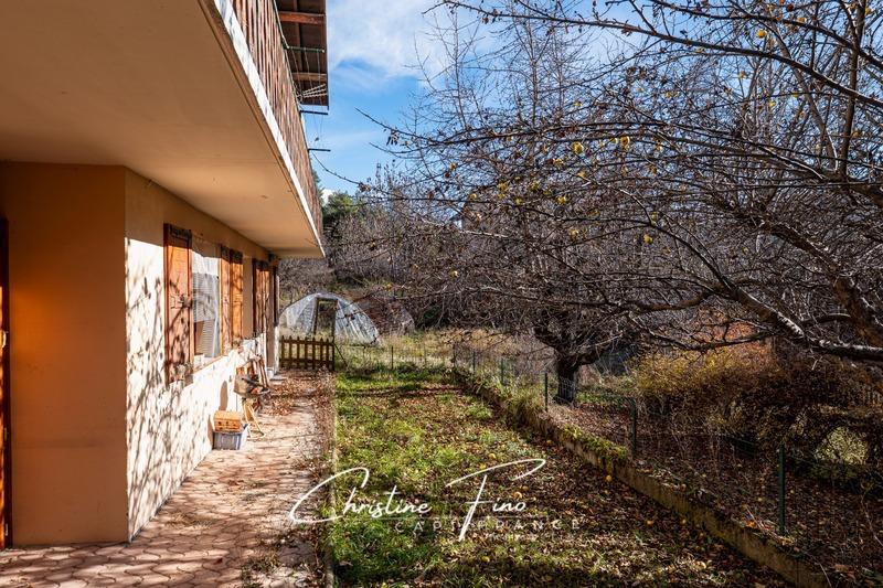 Maison - 314 m² - 12 pièces