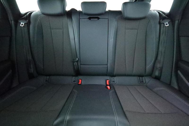 Audi A4 Avant 35 Tfsi s line s tronic 7 150 ch