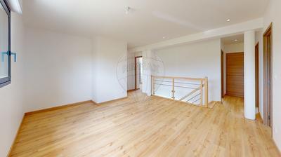 Maison - 182 m² - 7 pièces