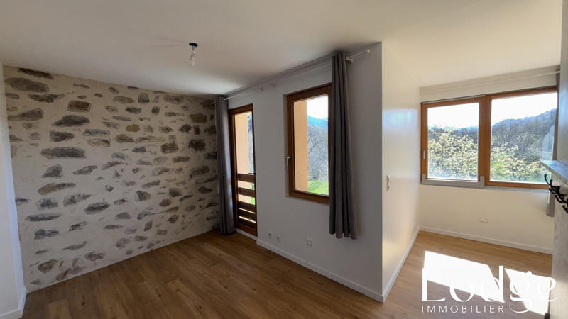 Maison - 206 m² - 6 pièces