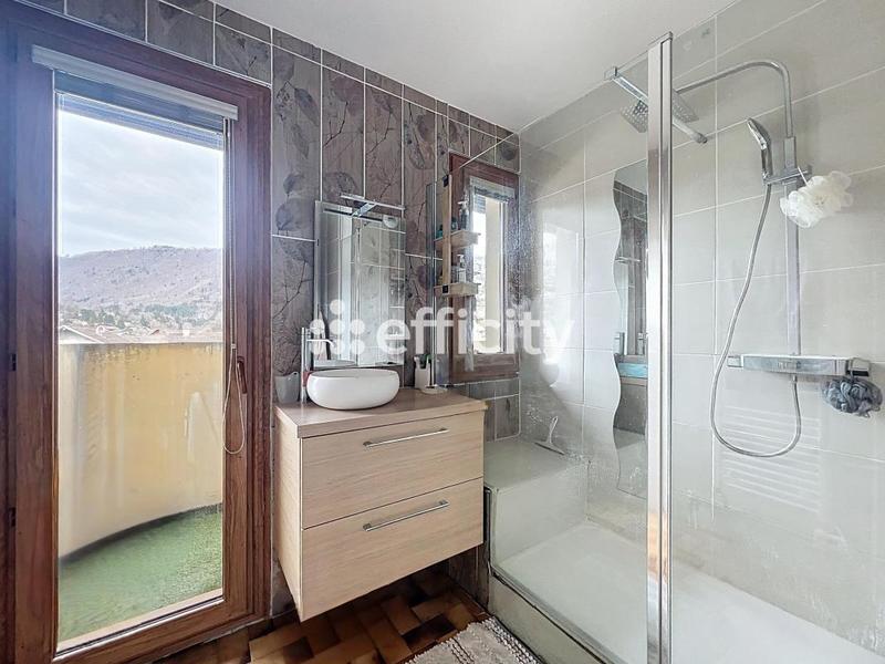 Appartement - 162 m² - 4 pièces