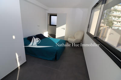 Appartement - 82 m² - 3 pièces