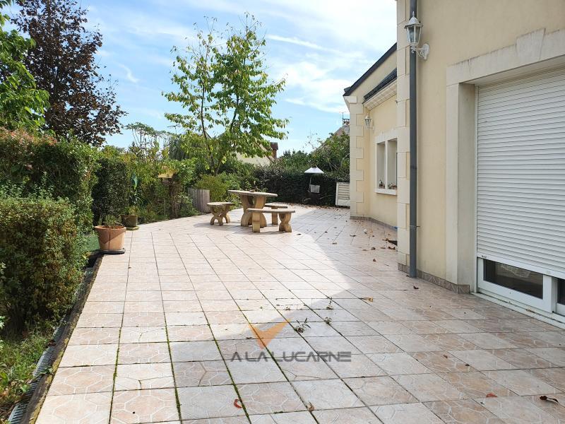 Maison - 355 m² - 14 pièces
