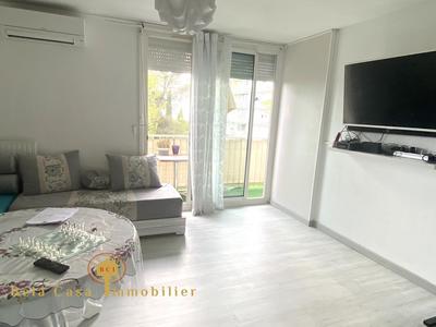 Appartement - 95 m² - 5 pièces