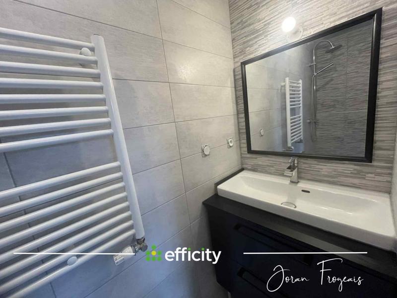 Maison - 137 m² - 8 pièces