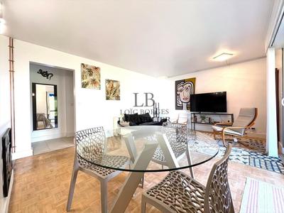 Appartement - 82 m² - 4 pièces