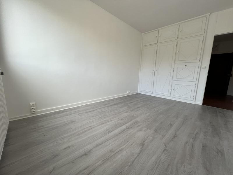 Appartement - 94 m² - 5 pièces