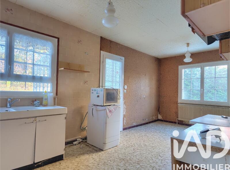 Maison - 200 m² - 7 pièces