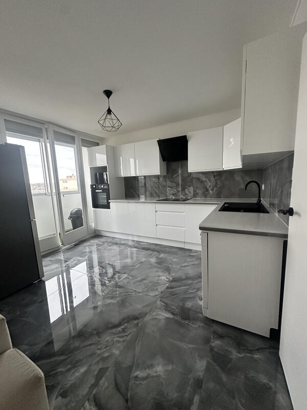 Appartement - 72 m² - 3 pièces