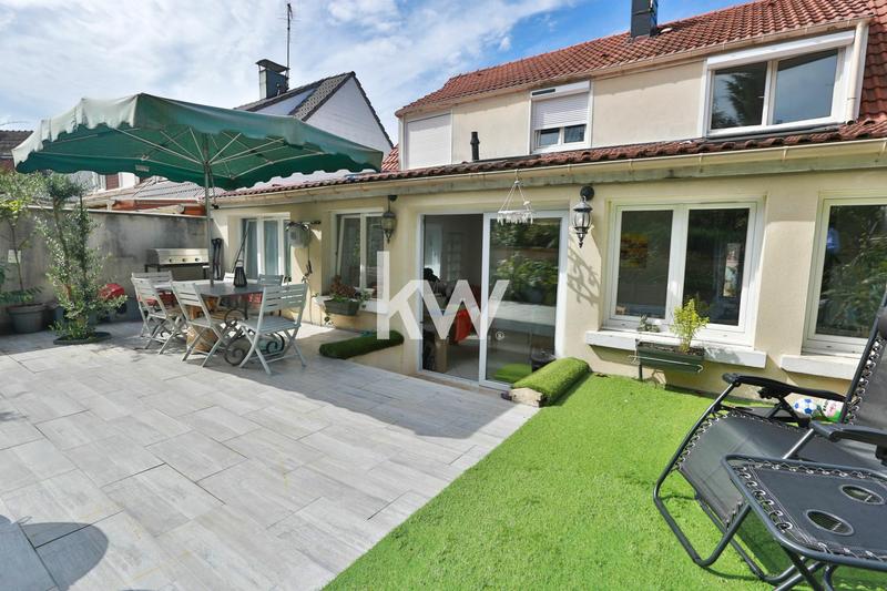 Maison - 140 m² - 6 pièces