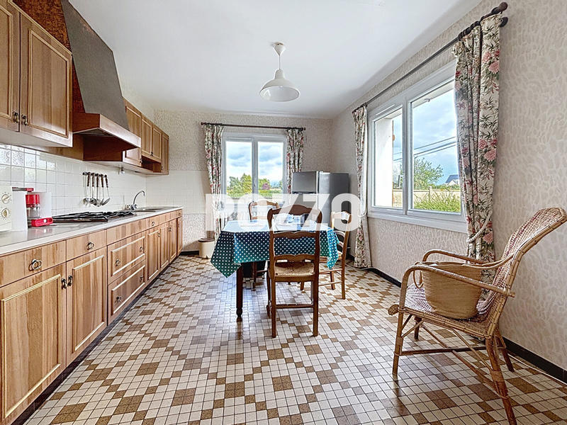 Maison - 137 m² - 5 pièces