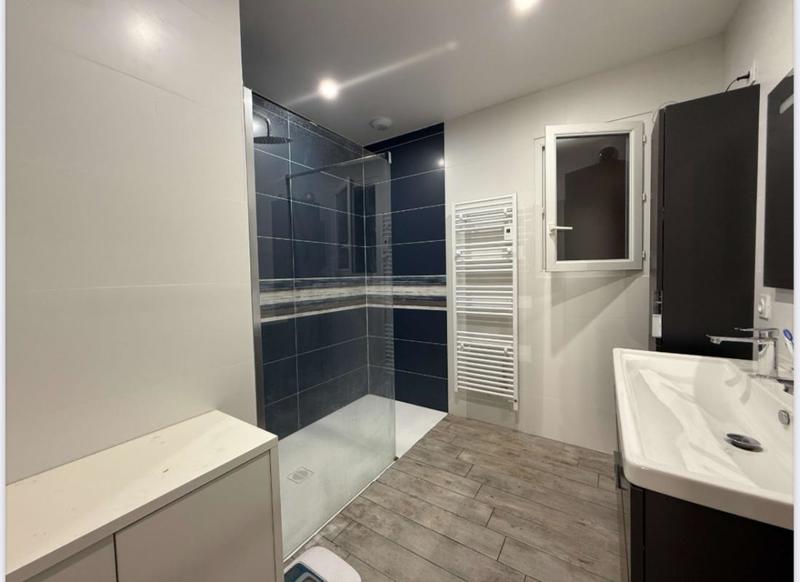 Villa - 121 m² - 6 pièces