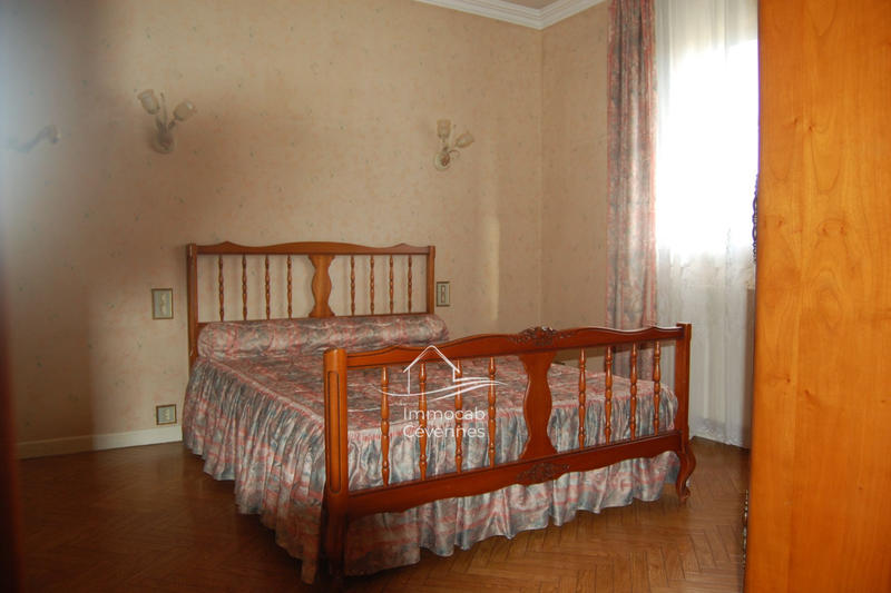 Villa - 168 m² - 6 pièces