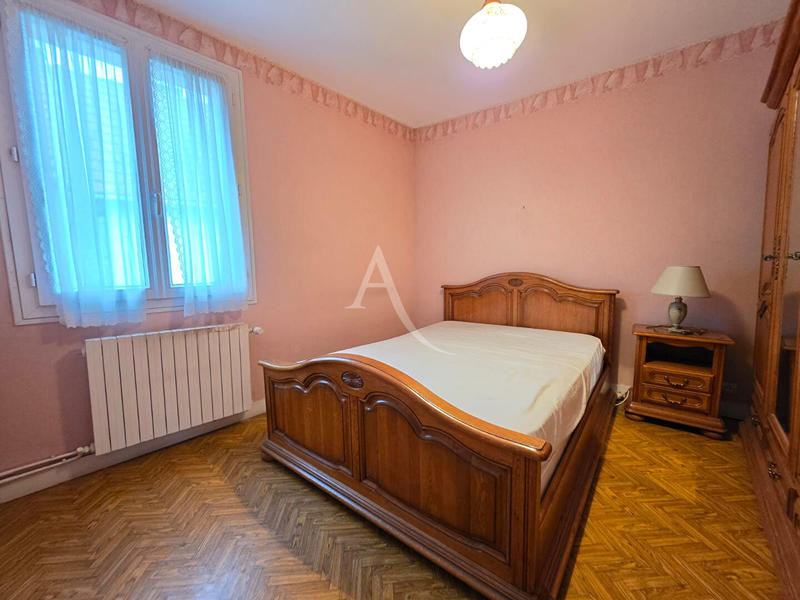 Maison - 96 m² - 4 pièces