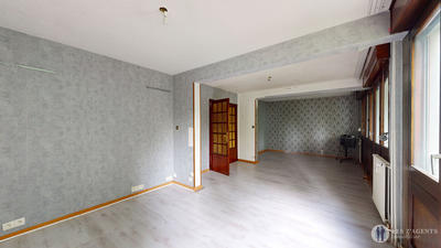 Appartement - 93 m² - 5 pièces