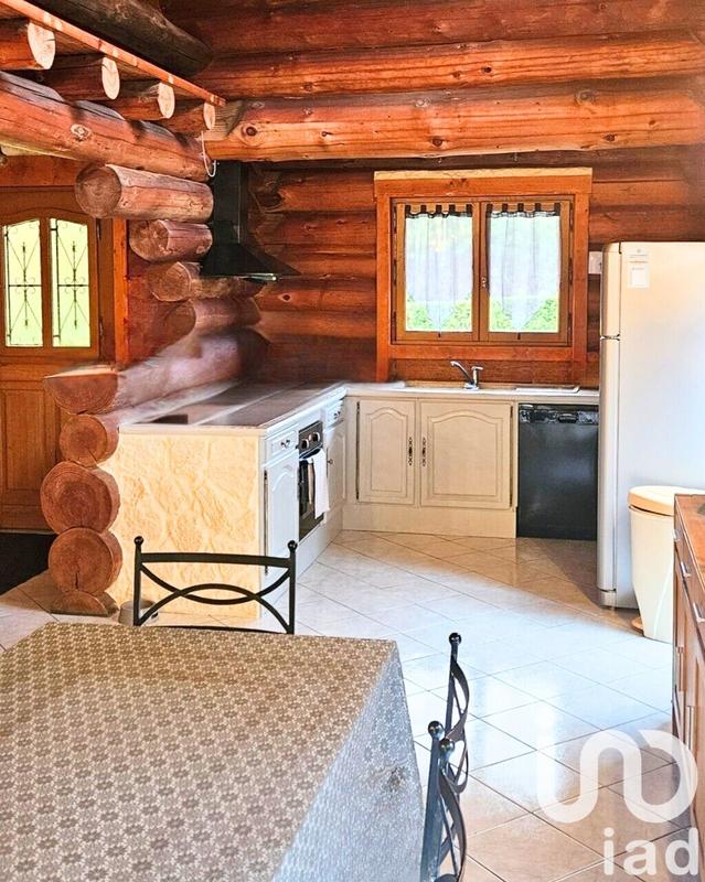 Maison de ville - 111 m² - 5 pièces