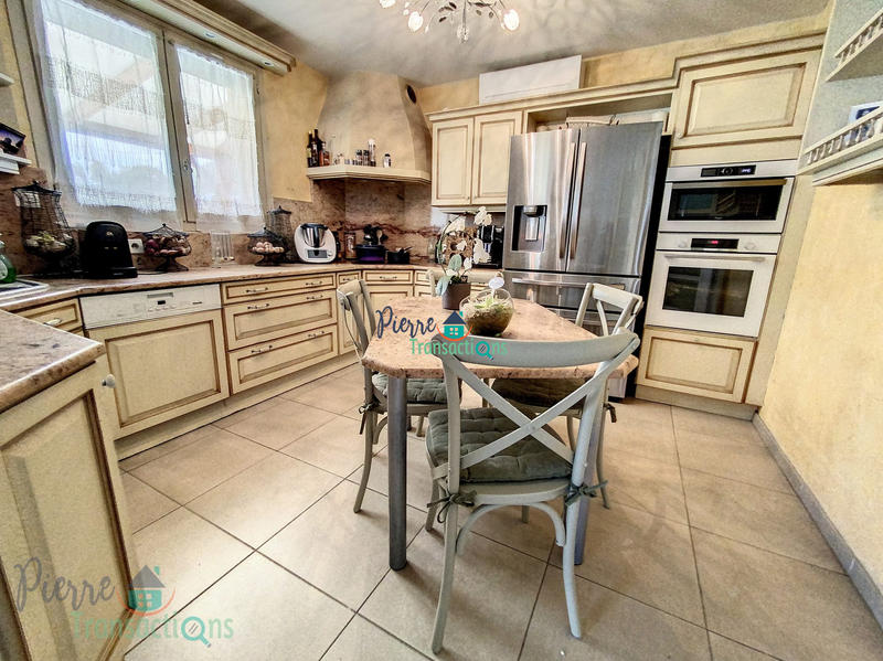 Maison - 130 m² - 5 pièces