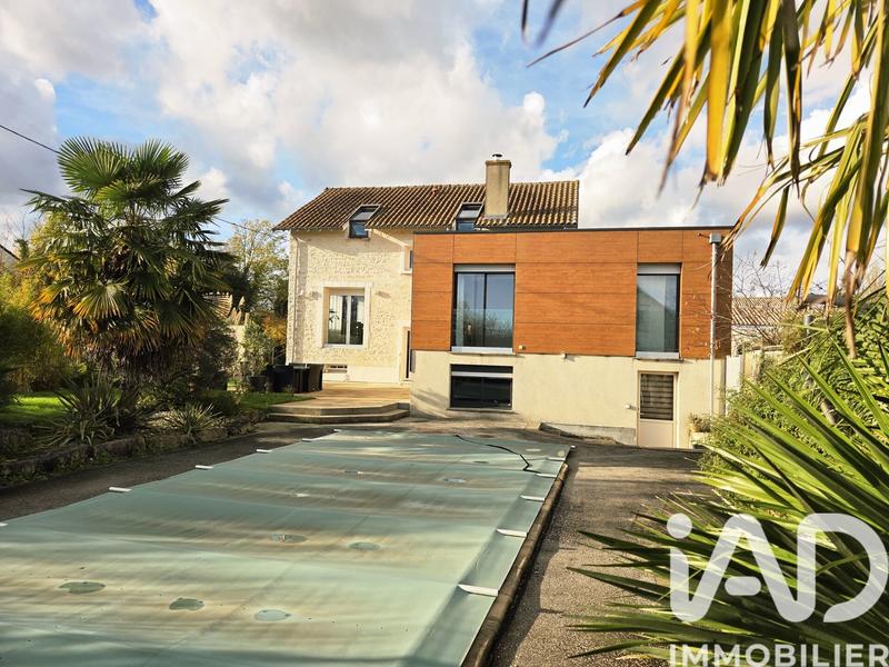 Maison - 199 m² - 7 pièces