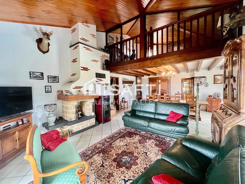 Maison - 185 m² - 7 pièces