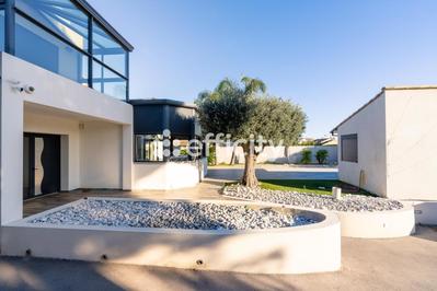 Villa - 344 m² - 7 pièces