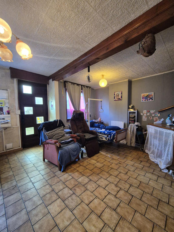 Maison - 85 m² - 5 pièces