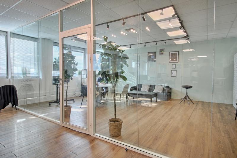 Bureau - 300 m²