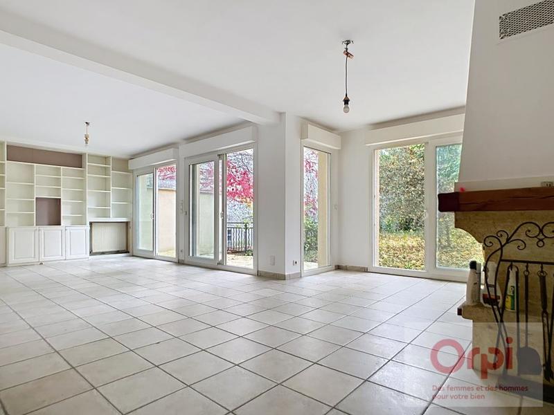 Maison - 145 m² - 6 pièces