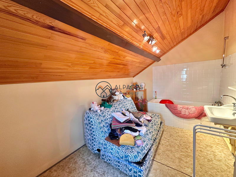 Châlet - 77 m² - 5 pièces