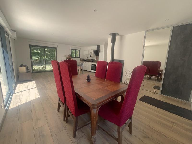 Maison - 96 m² - 4 pièces