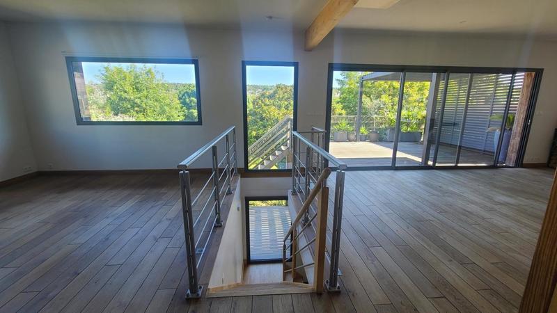 Maison - 160 m² - 5 pièces