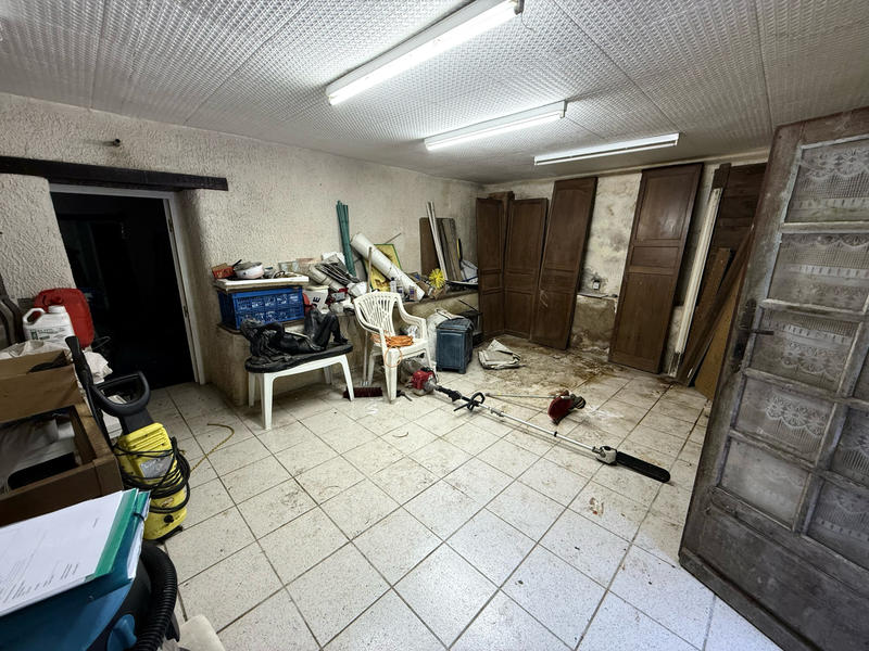 Maison - 234 m² - 4 pièces