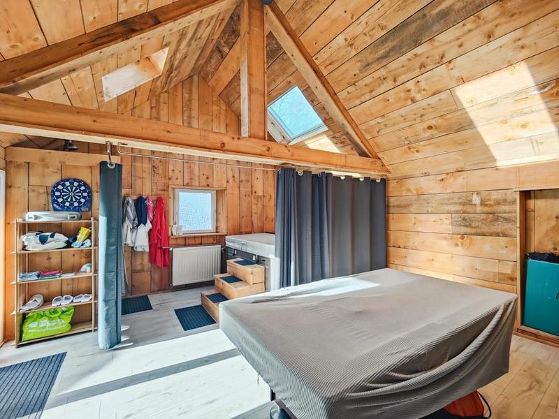 Maison en pierre - 222 m² - 7 pièces