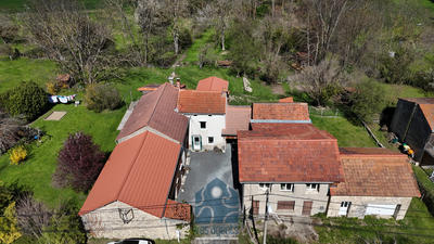 Villa - 258 m² - 8 pièces