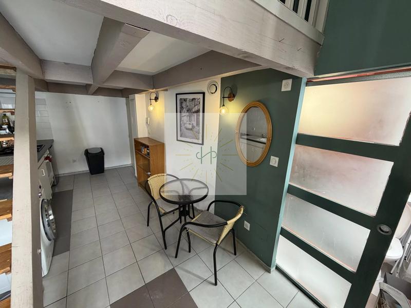 Immeuble - 80 m² - 5 pièces