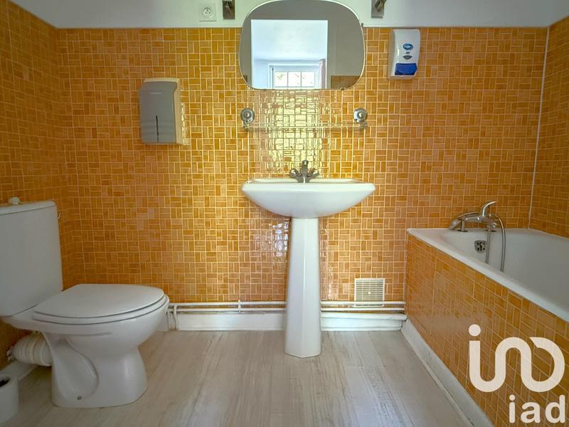 Maison - 390 m² - 13 pièces