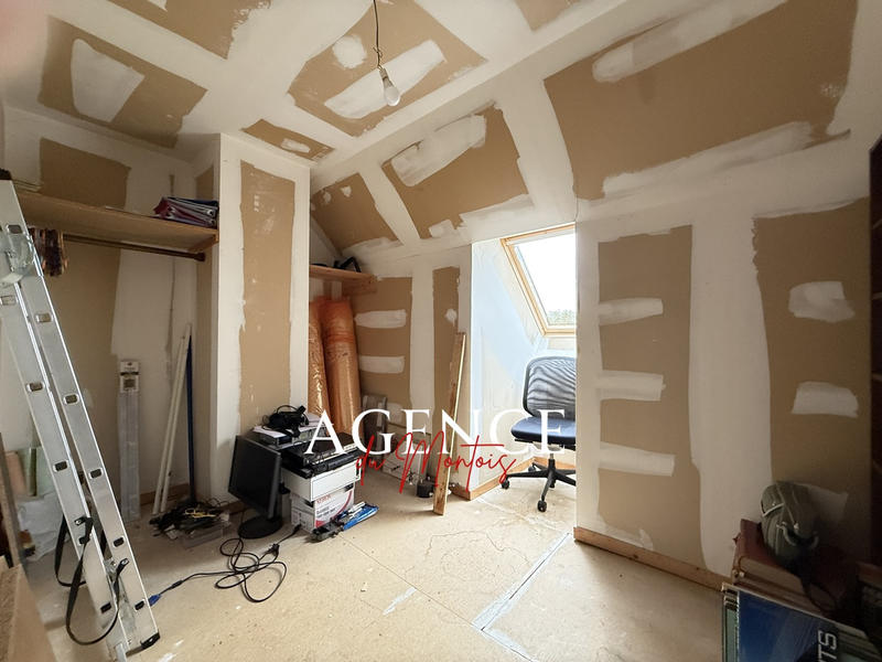 Maison - 80 m² - 5 pièces