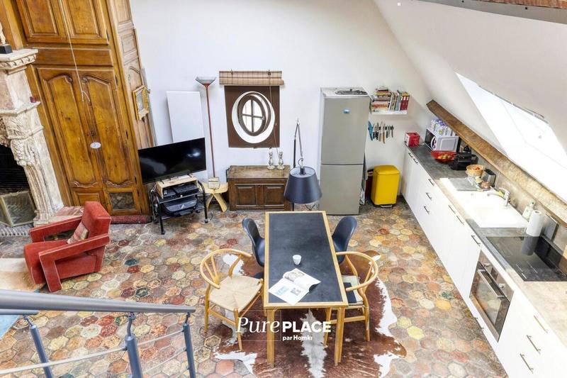 Loft - 70 m² - 3 pièces