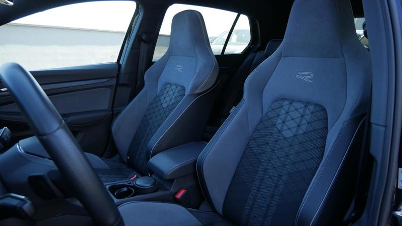 Volkswagen Golf VIII 1.5 Etsi Opf 150ch R-Line Dsg7