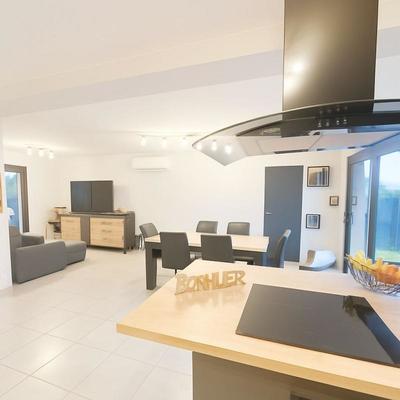 Maison - 97 m² - 4 pièces