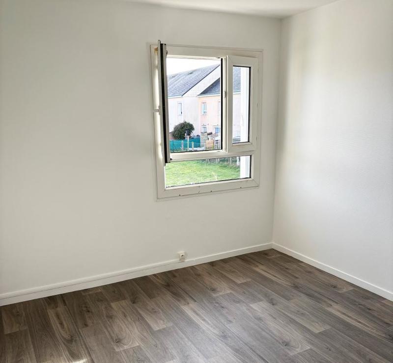 Maison - 93 m² - 5 pièces