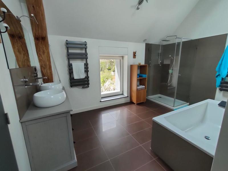 Maison - 218 m² - 5 pièces