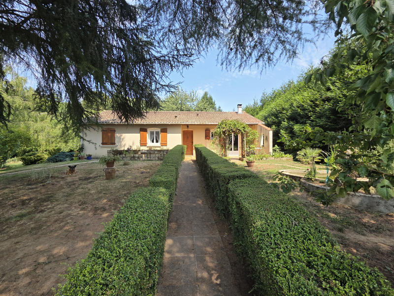 Maison - 98 m² - 5 pièces