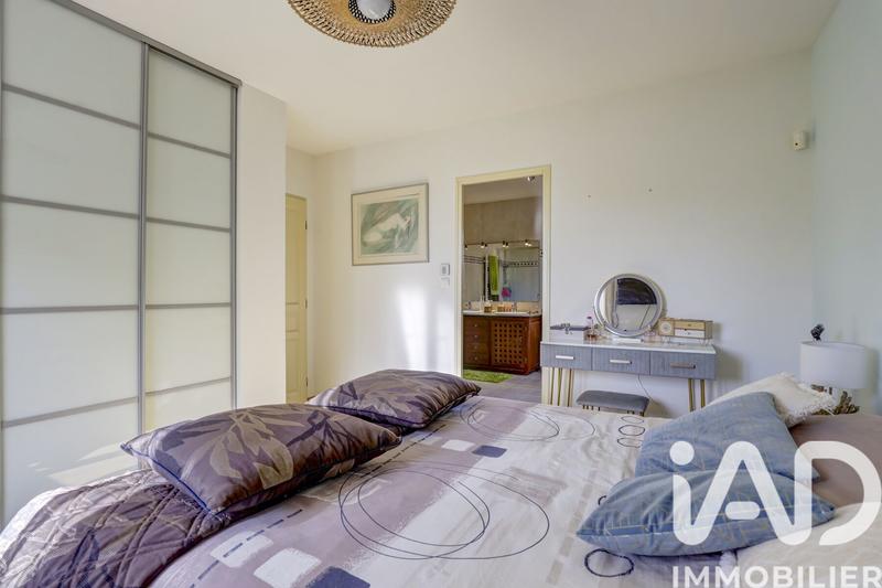 Maison - 185 m² - 7 pièces