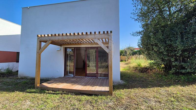 Maison - 94 m² - 4 pièces