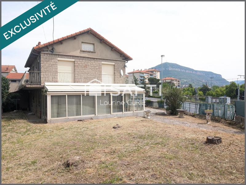 Maison - 156 m² - 7 pièces