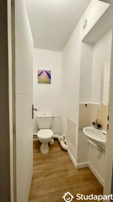 Chambre - 9 m² - 1 pièce